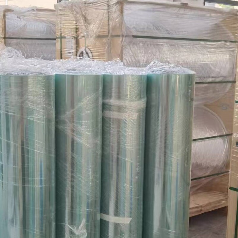 يتم استخدامه على نطاق واسع في العديد من التطبيقات التي تتطلب ترابطًا قويًا، مثل التعبئة والتغليف والطباعة ووضع العلامات.