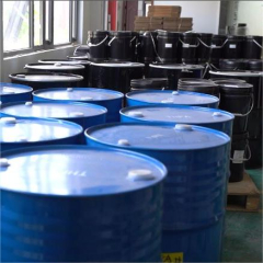 Dalam bahan yang boleh dirawat UV, fotoinisiator menyerap cahaya ultraviolet di bawah penyinaran UV dan menjana radikal bebas atau kation bebas yang aktif, mencetuskan pempolimeran dan tindak balas kimia pautan silang, menyebabkan pelekat berubah daripada cecair kepada keadaan pepejal dalam beberapa saat.