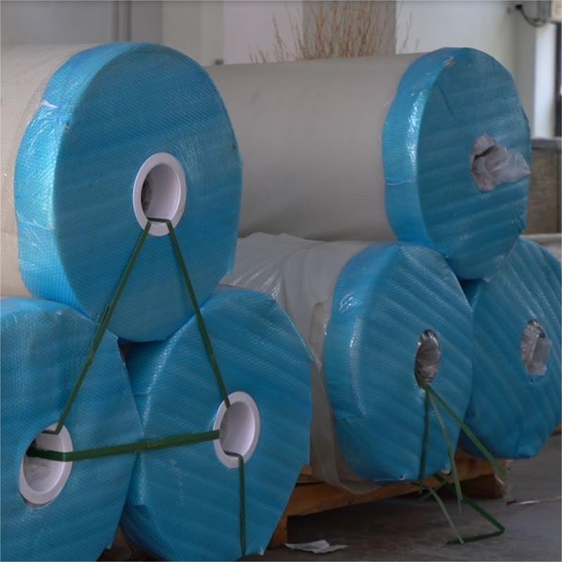 O filme de óleo de silicone de 12,5 fios é um filme de óleo de silicone com uma espessura de 12,5 fios (1 fio equivale a 0,01 milímetros, ou seja, uma espessura de 0,125 milímetros).