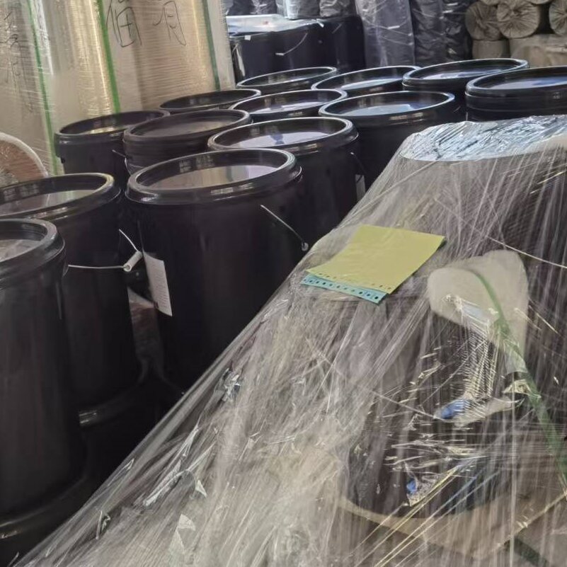 الشفافية العالية: شفافية هذا النوع من الغراء عالية جدًا، أي أنه بعد إسقاط الغراء، يمكنه الحفاظ على اللون الأصلي للمادة الملتصقة، ولن يسبب تأثيرًا واضحًا على مظهره.