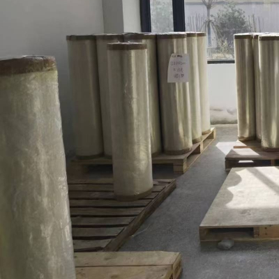 12.5 فيلم زيت السيليكون الحريري هو فيلم متخصص مصنوع من ركيزة مثل البوليستر (PET) ومغطى بطبقة من زيت السيليكون.