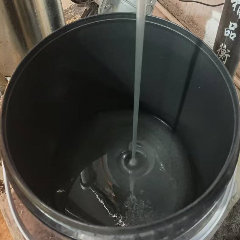 تساعد هذه الحماية من الأشعة فوق البنفسجية في الحفاظ على وضوح وقوة الرابطة في البيئات الخارجية.