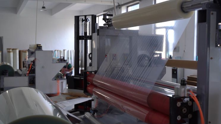 طبقة مغلفة مسبقًا بـ 25 سلكًا