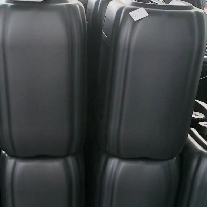 Bau rendah: Dibandingkan dengan beberapa lem tradisional, lem ini menghasilkan lebih sedikit bau saat digunakan, sehingga baik untuk lingkungan kerja dan kesehatan pengguna.