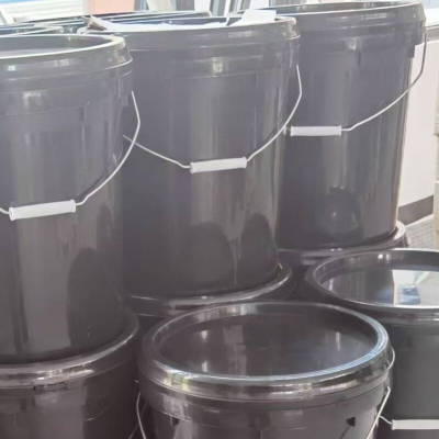 إن المادة اللاصقة الراتنجية للأشعة فوق البنفسجية الخارجية عبارة عن منتج لاصق مصمم خصيصًا للتطبيقات الخارجية التي تتطلب رابطة قوية ومتينة في ظل الظروف البيئية الصعبة.